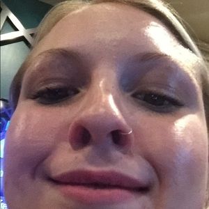 Meet your Posher, Ellis